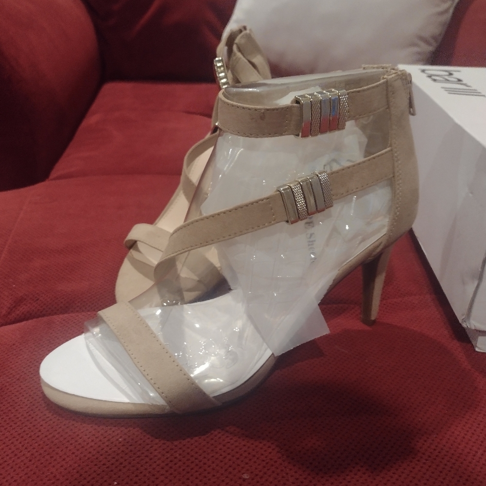 Bar III dressy heels